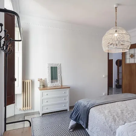 Apg Palau Salieti 3 Lejlighed Girona
