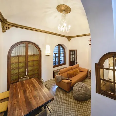 Apg Palau Salieti 3 *